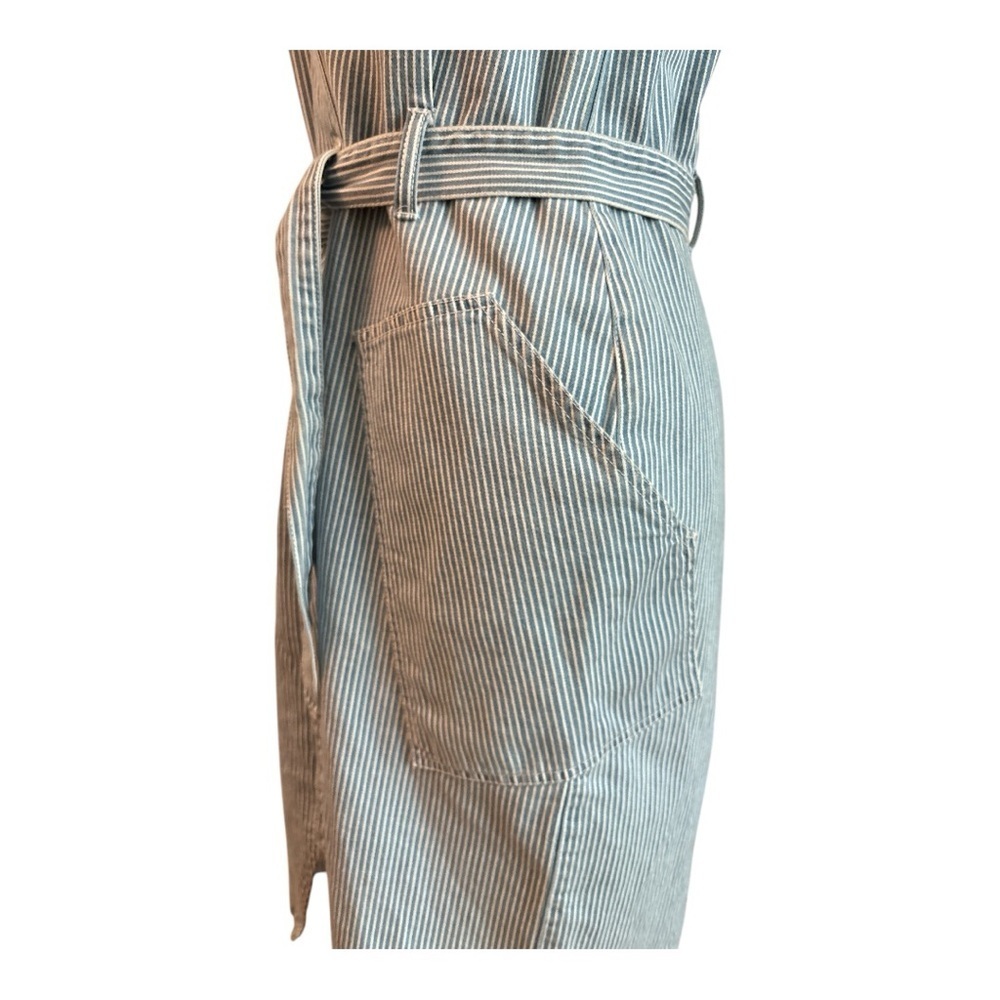 OAT dress, jumper style, spaghetti straps , belted, sheath cut. M, denim stripe - Picture 6 of 9